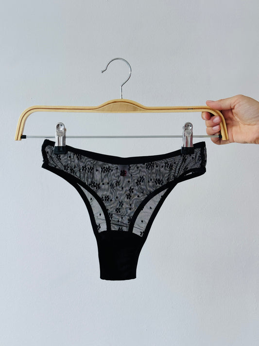 Pantie flores negro